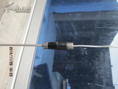 历史的电波 上海胶木壳手提移动式发报机